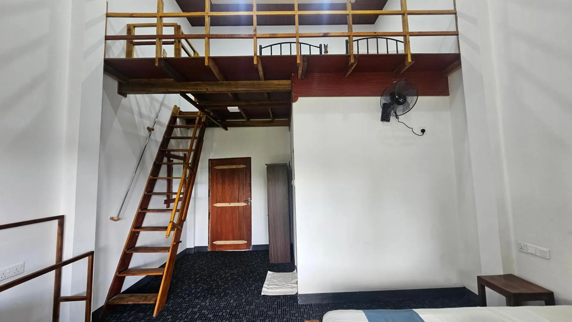 Отель Amelia Resort Сигирия