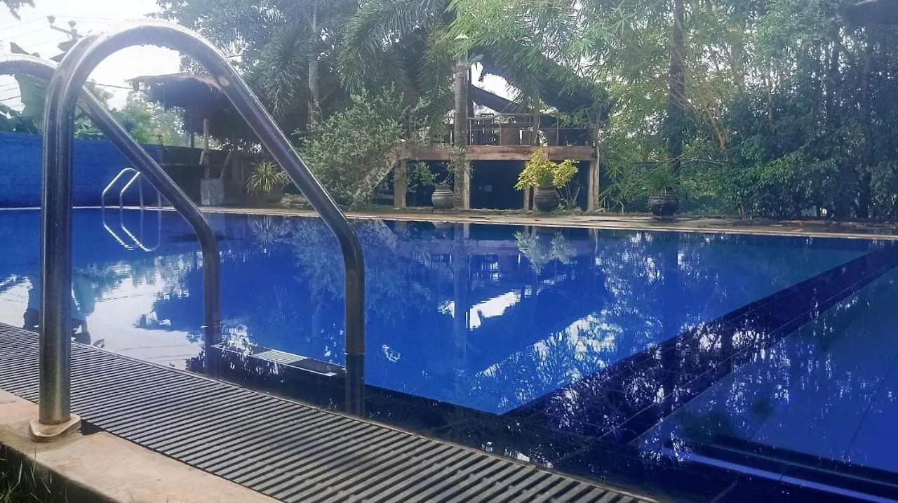 Отель Amelia Resort Сигирия
