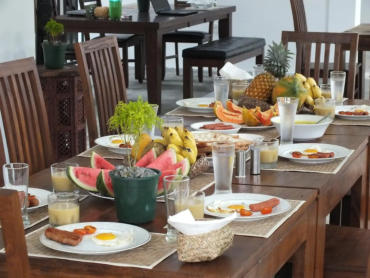 סיגירייה Amelia Resort מלון